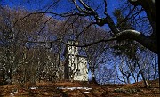 Alla croce del Monte Ocone (1363 m) dalla Forcella Alta il 20 febbraio 2016 - FOTOGALLERY
